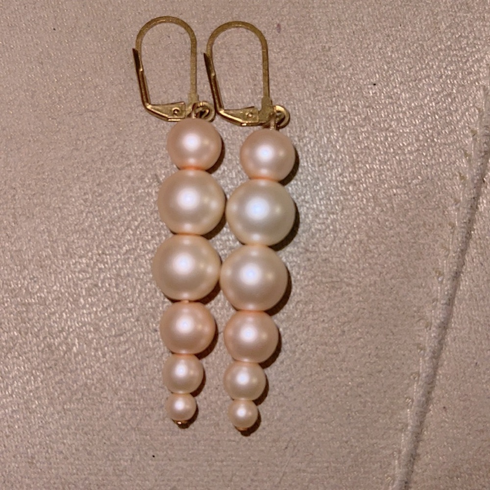 Pearl earrings